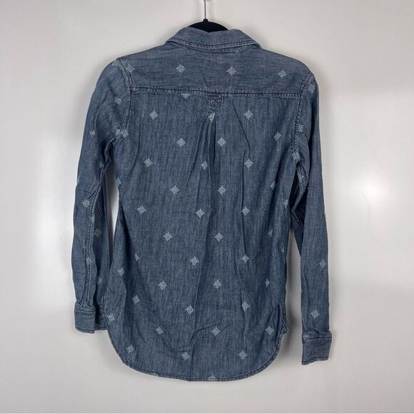 American Eagle Embroidered Chambray Long Sleeve Button Up Shirt Women's Size XS - Picture 2 of 7